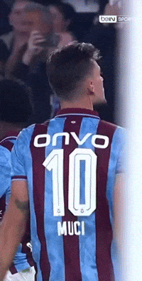 A Soccer Player With The Number 10 On His Back GIF