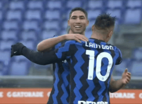 a soccer player with the number 10 on his jersey