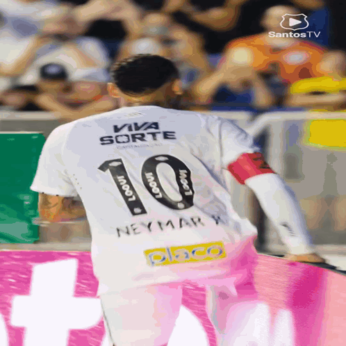 A Soccer Player With The Number 10 On Their Jersey GIF