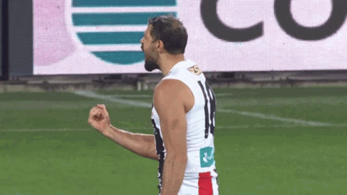 A Soccer Player With The Number 11 On His Back GIF