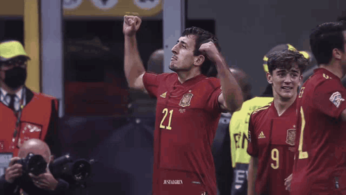 A Soccer Player With The Number 21 On His Shirt GIF