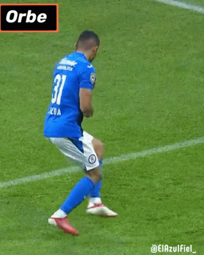 A Soccer Player With The Number 31 On His Shorts Is Walking On The Field GIF