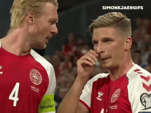 A Soccer Player With The Number 4 On His Shirt GIF