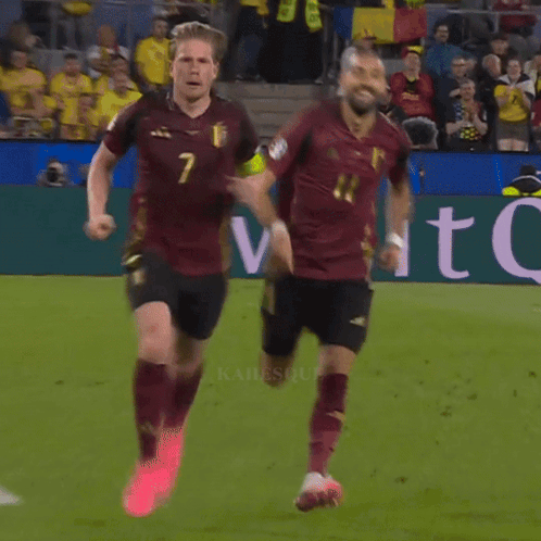 A Soccer Player With The Number 7 On His Jersey Stands On The Field GIF