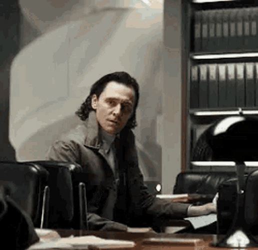 Actor Tom Hiddleston Shh GIF