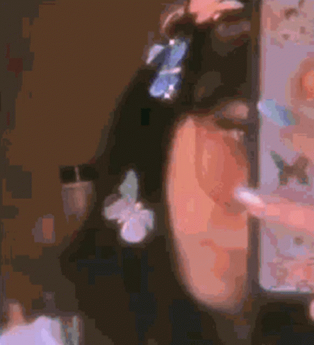 Aesthetic Girl Wearing Necklace GIF