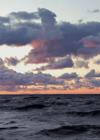 Aesthetic Minimalist Sunset In The Sea GIF