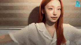 Air Hug Bye Itzy Yeji Kpop Idol GIF