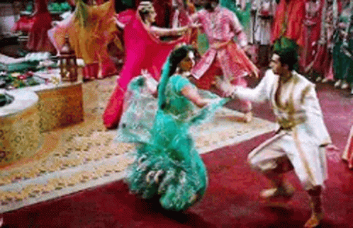 Aladdin & Jasmine Live Action Dance GIF