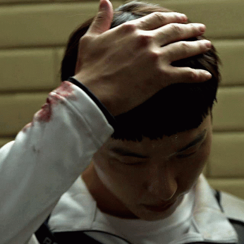 All Of Us Are Dead Yoon Gwi-nam GIF