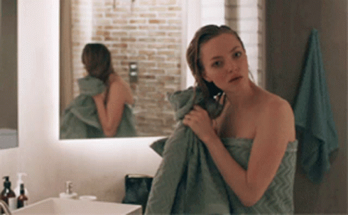 Amanda Seyfried Wet Hair GIF