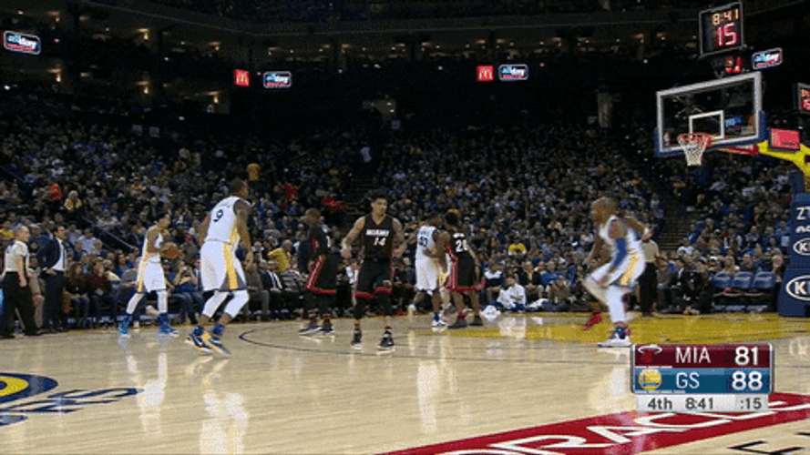 Amazing Alley Oop Play Classic NBA GIF