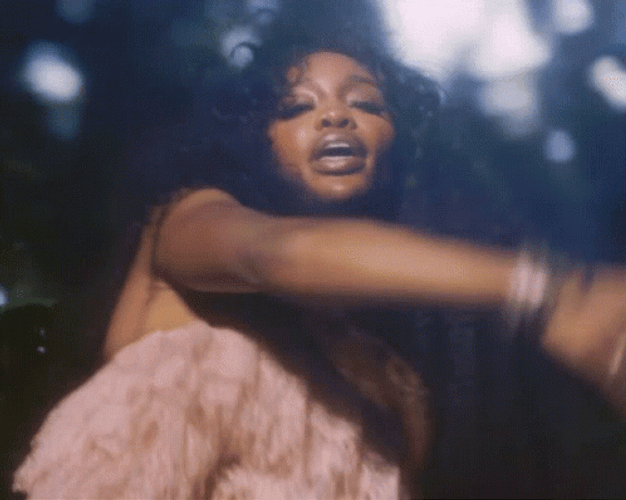 American Singer Sza Dancing GIF