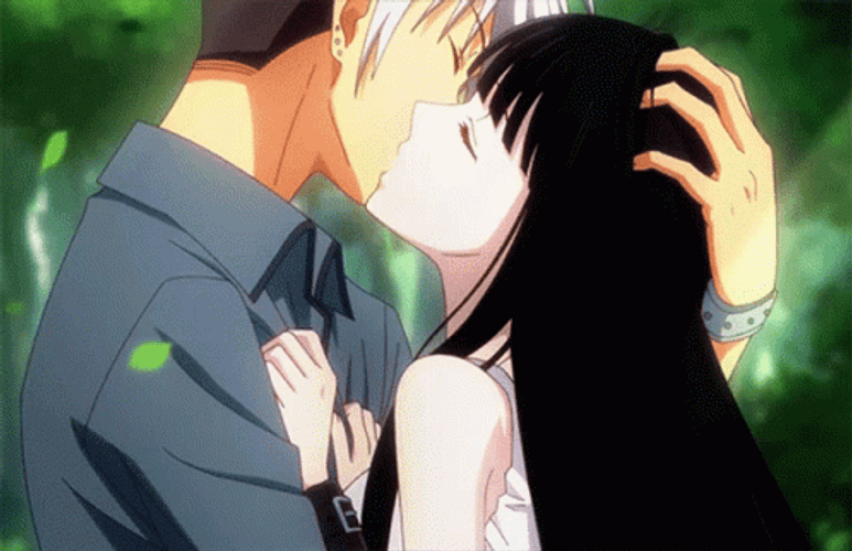 Anime Kissing 498 X 322 Gif GIF