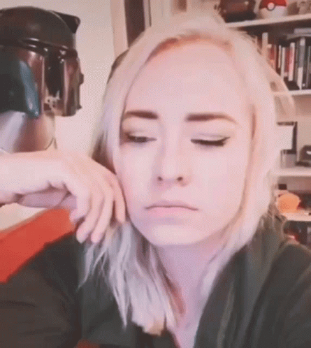 Annoyed Face Nope Dont Like That GIF