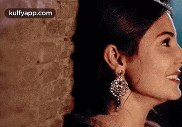 Anushka Sharma.gif Gif GIF