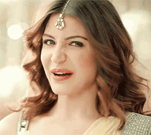 Anushka Sharma Gif GIF