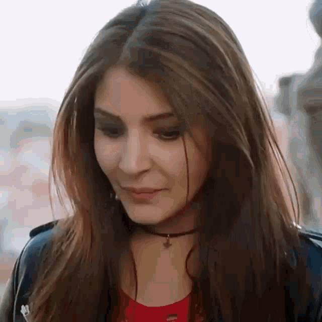 Anushka Sharma Singing Gif GIF