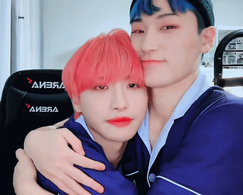 Ateez Seong Hwa And Choi San Hug GIF