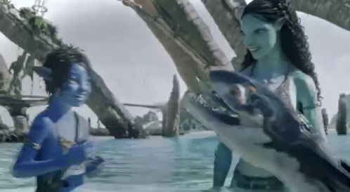 Avatar 2 Tsireya Swimming GIF