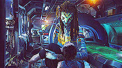 Avatar Neytiri Waking Jake GIF
