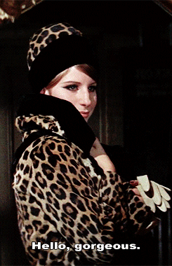 Barbra Streisand Historia GIF