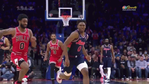 Basketball Game Bulls Vs Flyers GIF