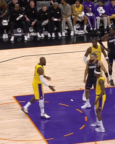 Basketball Game Lakers vs Phoenix