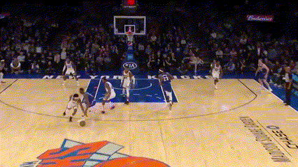 Basketball Game on Kia Logo Court