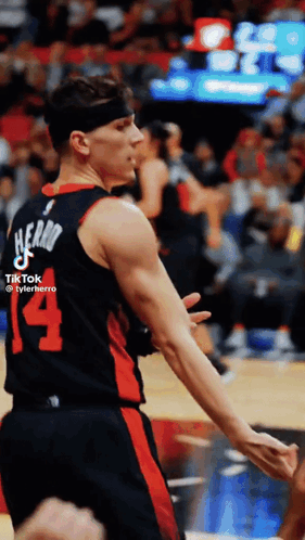 Basketball Player in Number 14 Jersey