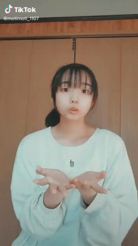 Basketball Player Number 33 Jersey Kia Banner GIF