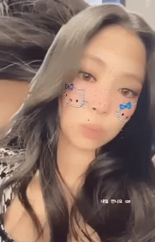 Bellephobic Hellokittyfan GIF