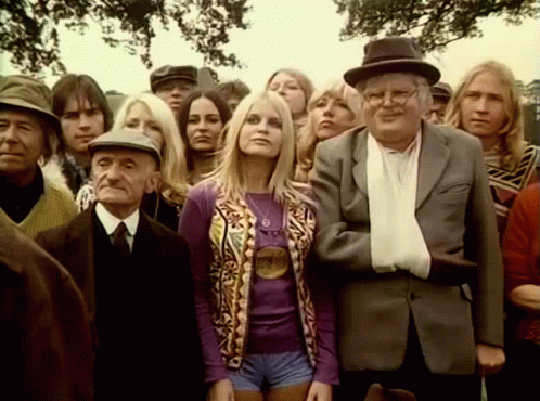 Benny Hill 498 X 370 Gif GIF