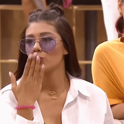 Besitos Girl Sunglasses Model GIF