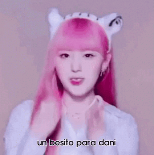 Besitos Kim Chae Hyun Flying Kiss GIF