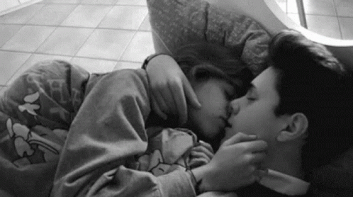Besos Y Abrazos 498 X 278 Gif GIF