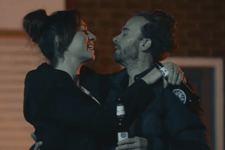 Besos Y Abrazos GIF