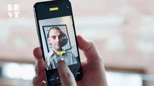 Best Resolutions Selfie On High Tech Smartphone GIF