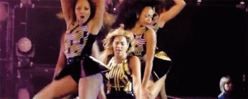 Beyonce Twerking On Stage While Turn Up Dancing GIF