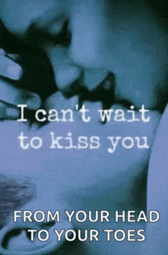 Big Kiss 328 X 498 Gif GIF