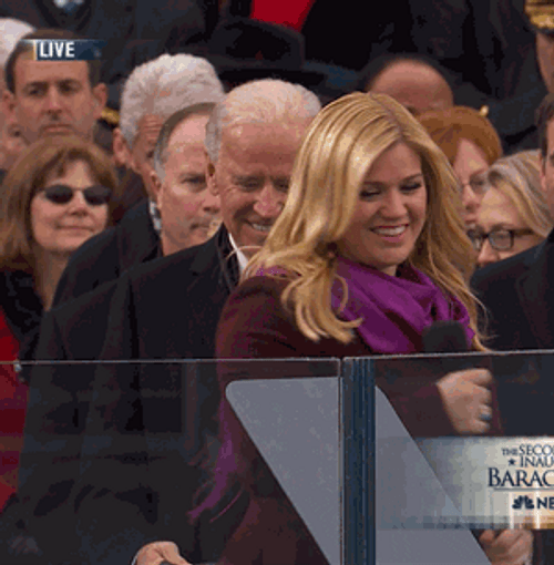 Bill Clinton Balloons Look Kelly Clarkson GIF