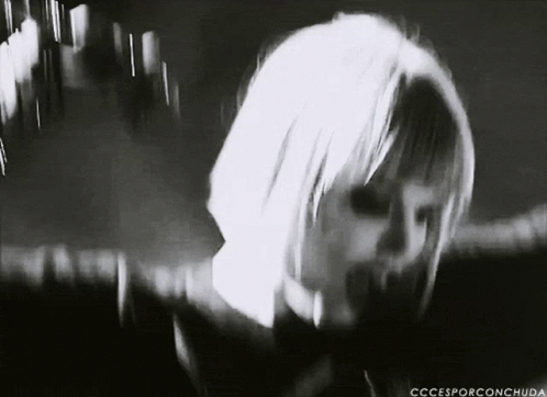 Black and White Woman cccesporconchuda