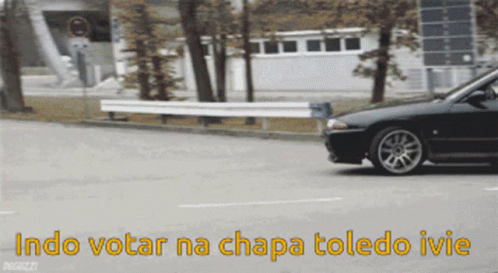 Black Car Driving with Indo Votar Na Chapa Toledo Ivie