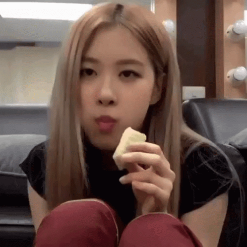 Blackpink Rose Eating GIF