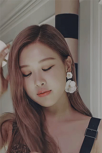 Blackpink Rose Smelling Hair GIF