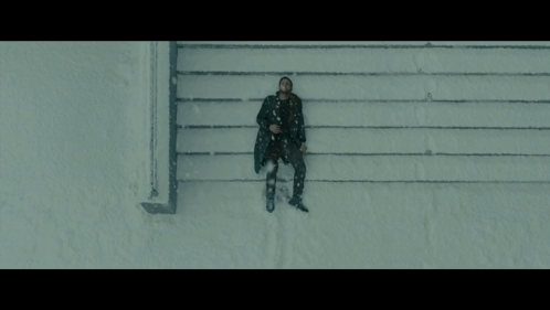 Blade Runner 2049 Officer K Lying In Stairs GIF