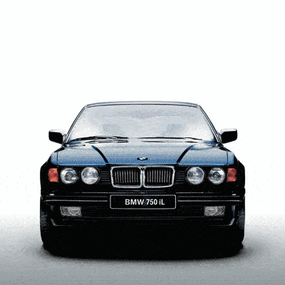 BMW 750 IL Front View