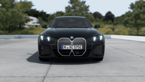 BMW 750iL Front View