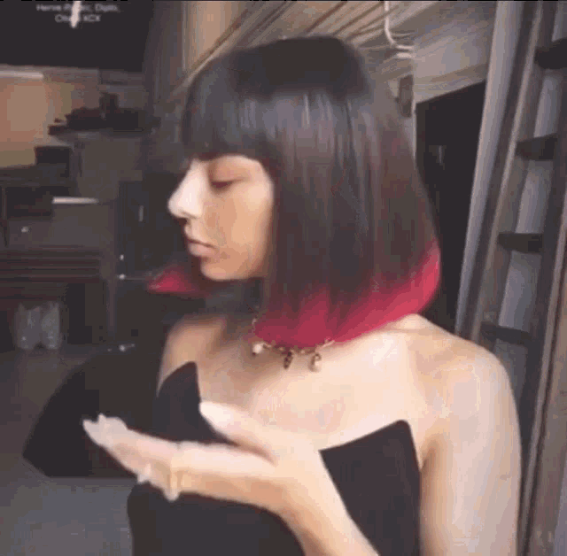 Bob Charli Xcx Gif GIF