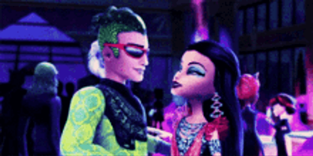 Boo York Monster High Couple Kiss GIF